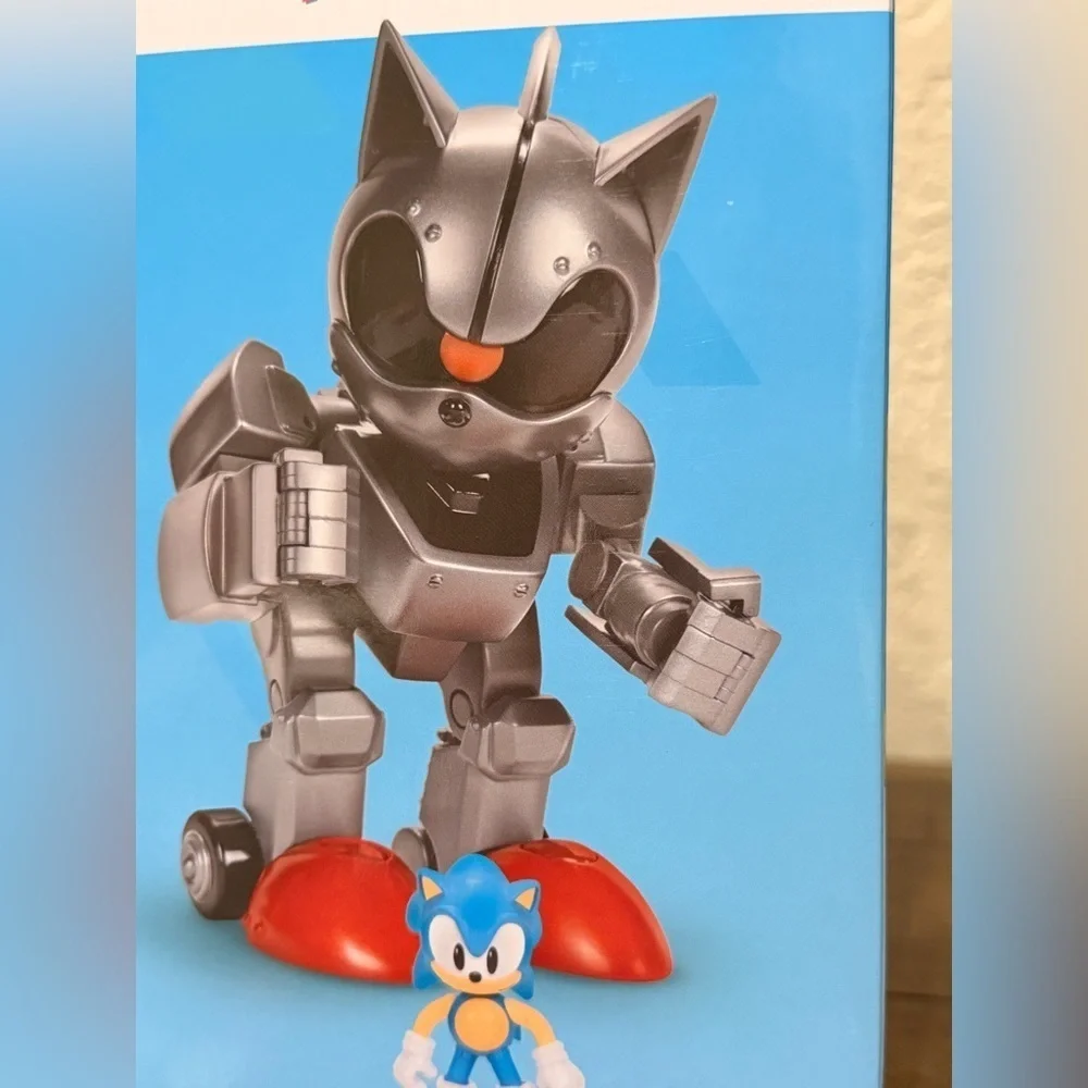 Sonic hedgehog giant